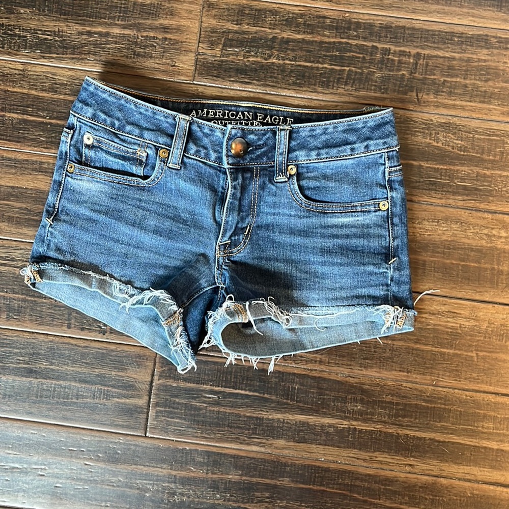 AE shorts